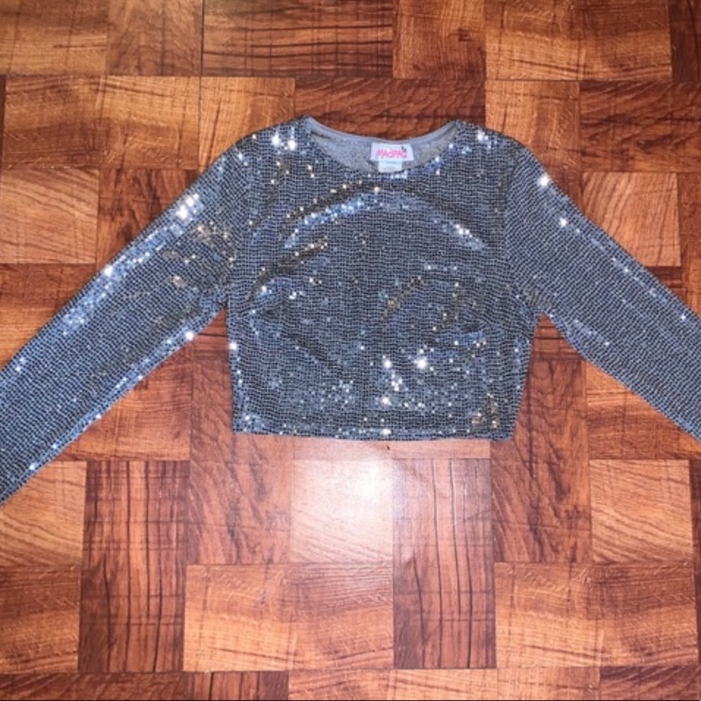 MadRag Shiny Silver Croptop